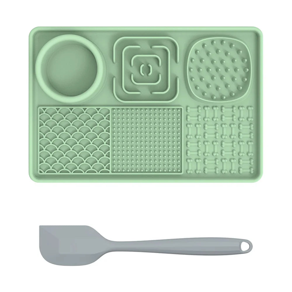 Lick Mat for Dogs Pet Silicone Lick Mat with Suction Cups Slow Feeder for Anxiety Relief Suitable for Butter Food Yogurt Peanut